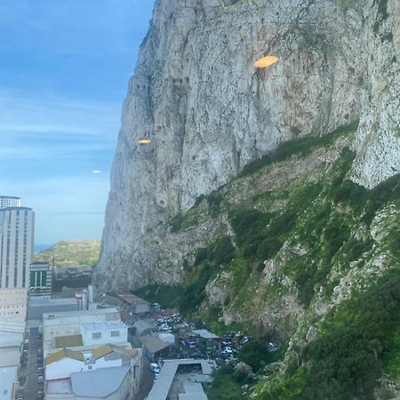 Cp Top Floor Luxury Studio With Spa And Pool Gibraltar Exterior foto